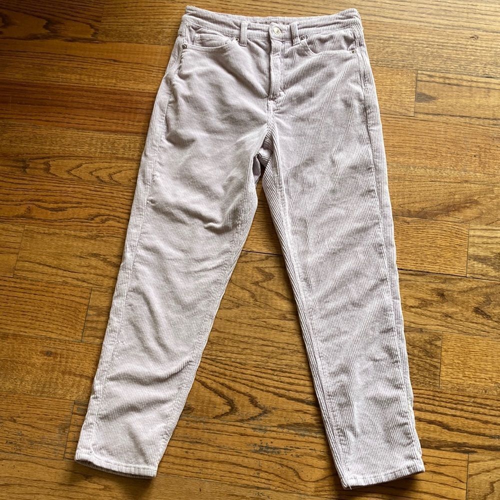 American Eagle Super Stretch High Rise Retro Corduroy Mom Jeans Size 2 Short